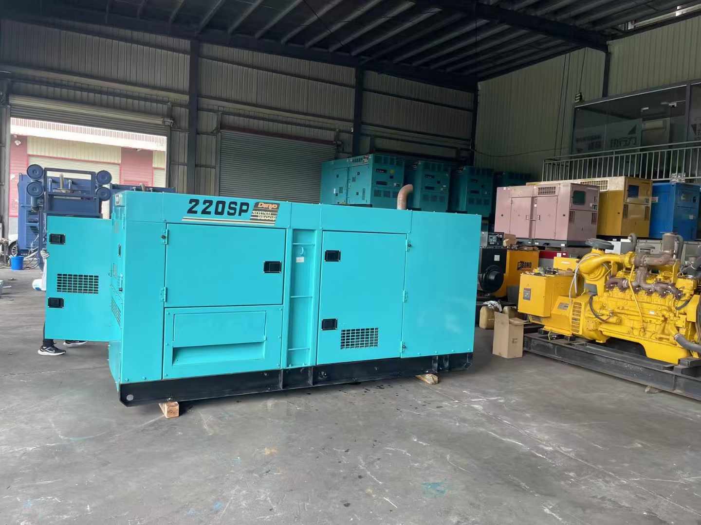镇平800kW 柴油发电机的输出电流波动范围是多少?