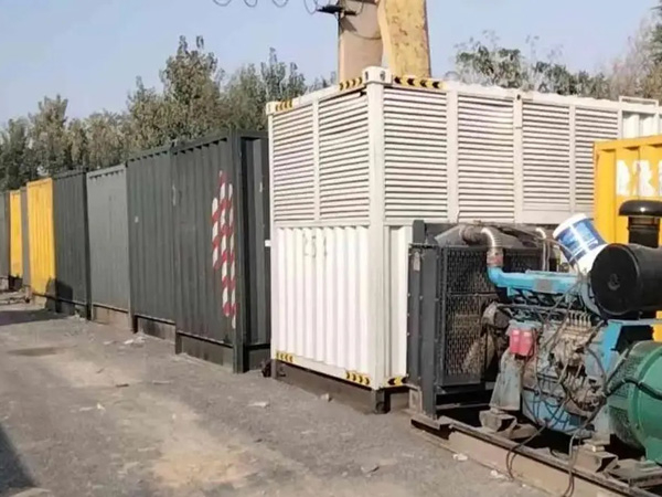 镇平200KW柴油发电机机组每小时油耗是多少?